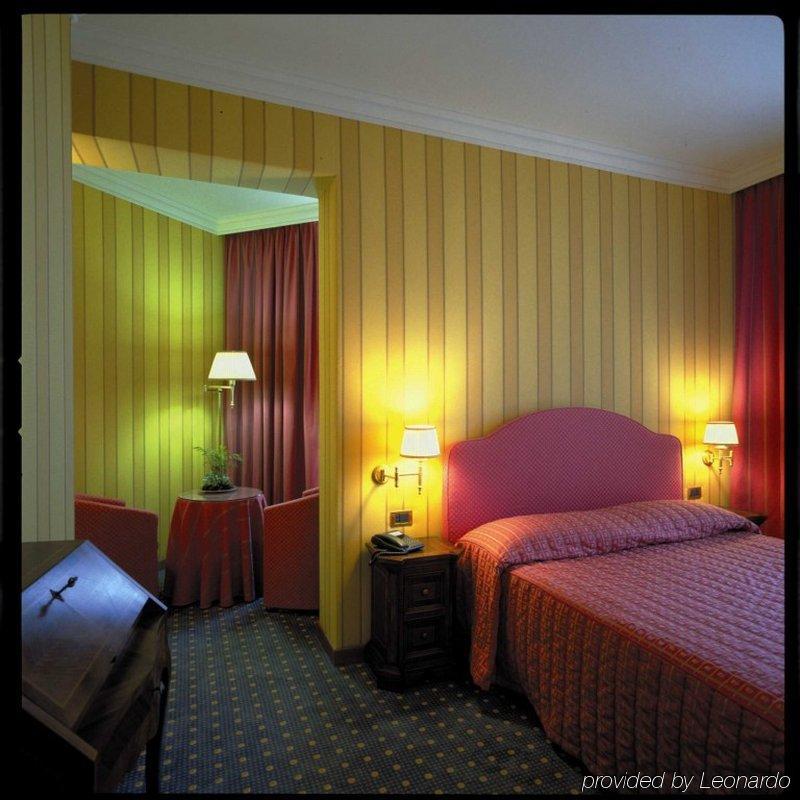 Hotel Federico II Iesi Phòng bức ảnh