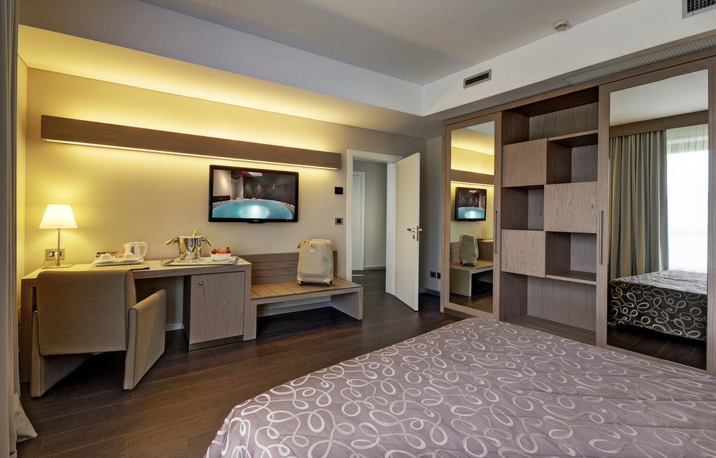 Hotel Federico II Iesi Ngoại thất bức ảnh