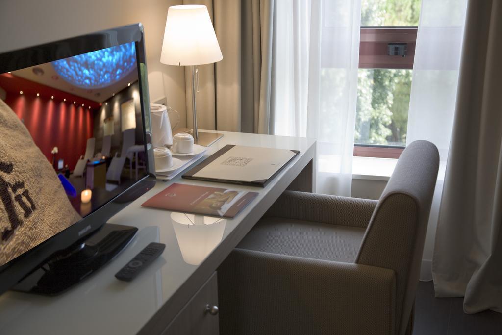 Hotel Federico II Iesi Ngoại thất bức ảnh