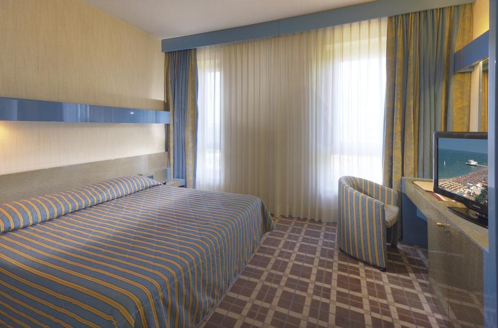 Hotel Federico II Iesi Ngoại thất bức ảnh