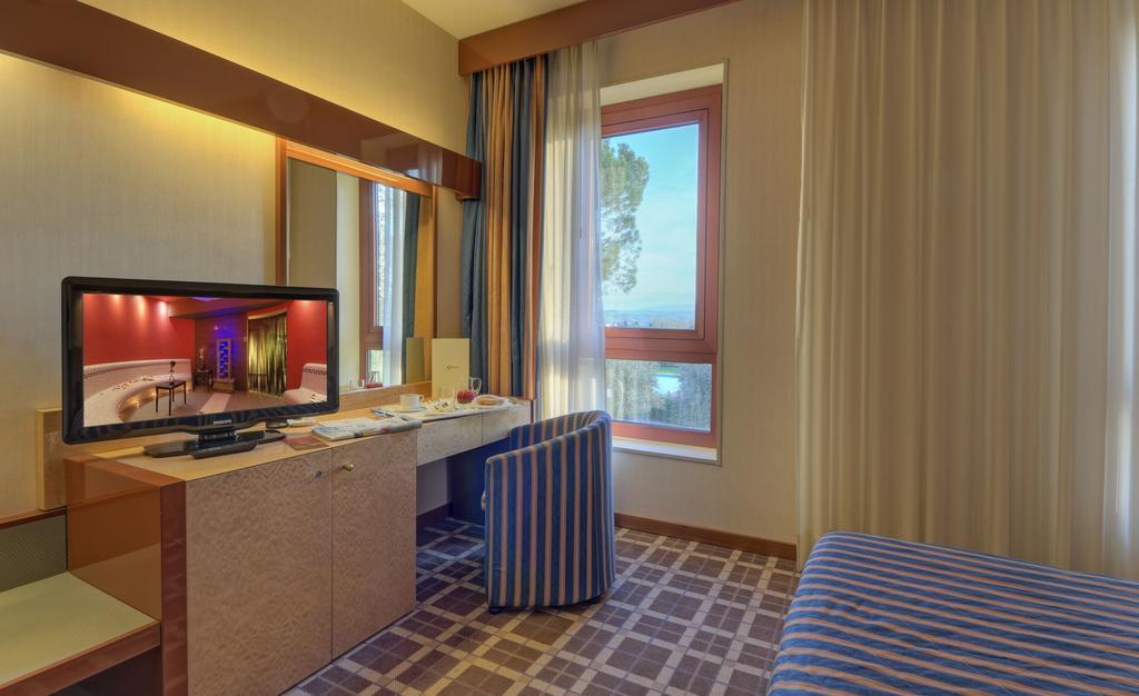 Hotel Federico II Iesi Ngoại thất bức ảnh